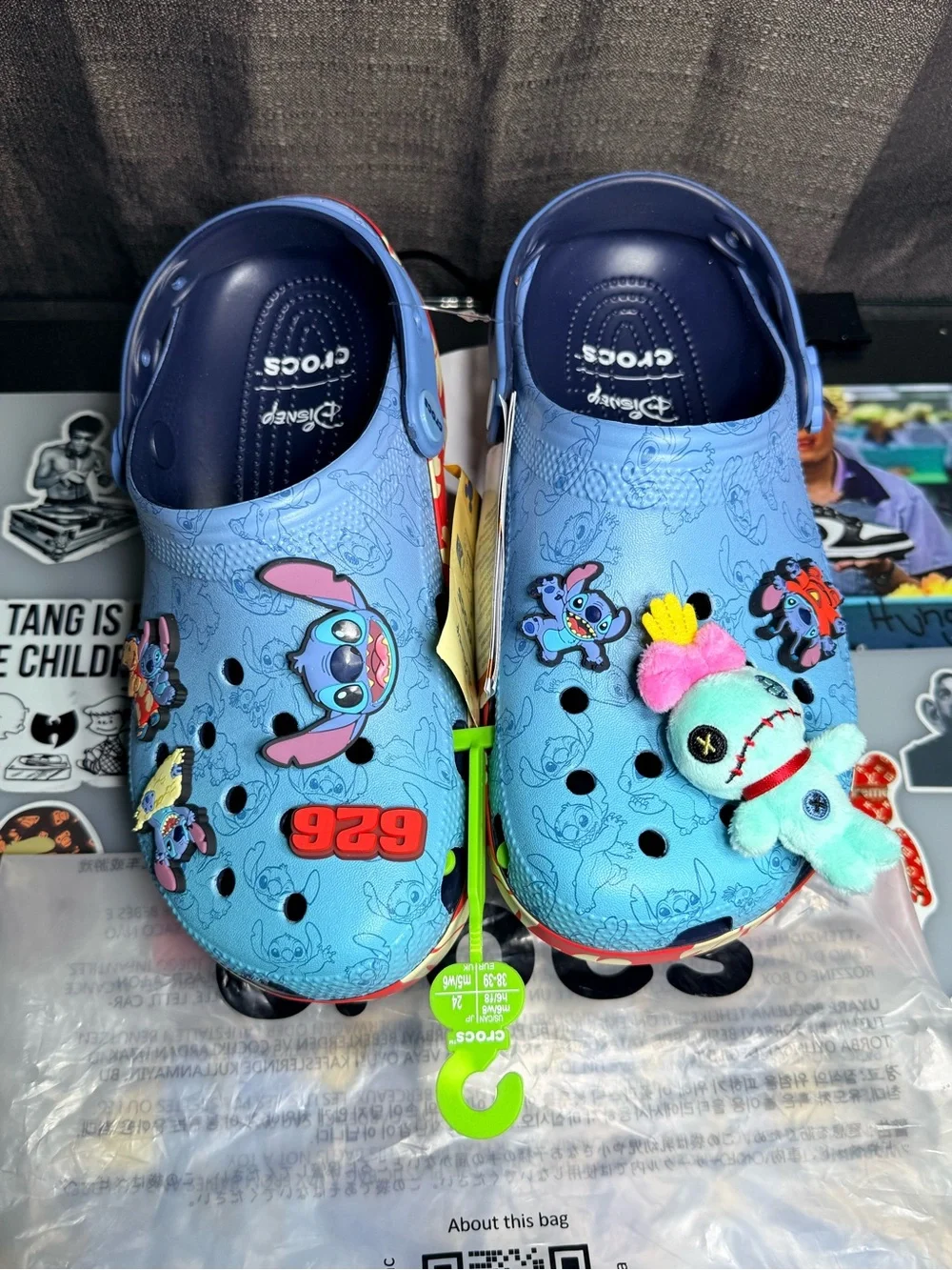Crocs Disney Lilo & Stitch Classic Clog Multi Size Blue Sandals 213006-90H NEW
